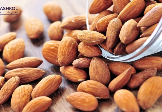 فوائد اللوز النيء